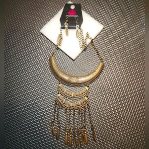Paparazzi Tribal Necklace and Earrings Set